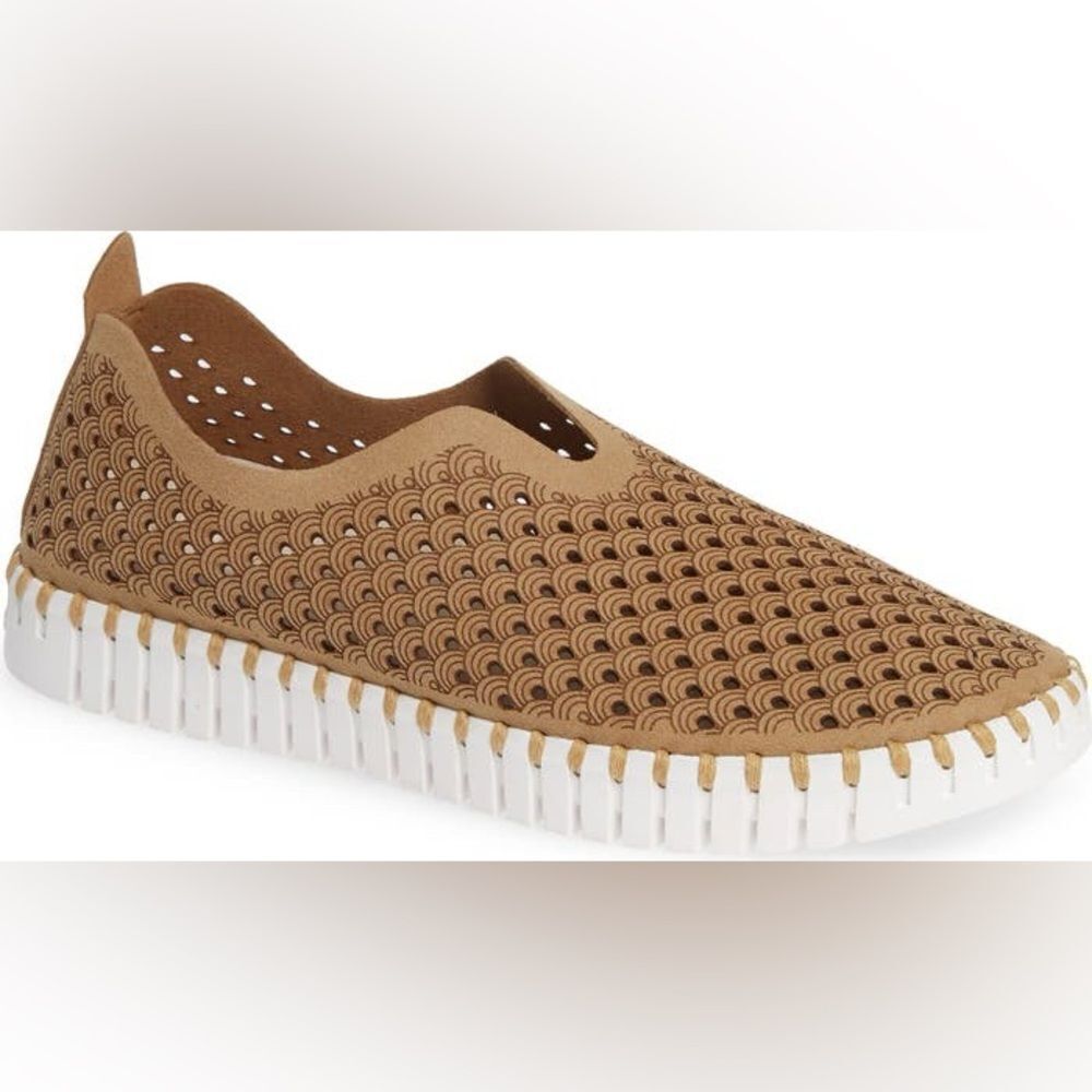 Ilse Jacobsen | Tulip 139 Perforated Slip-On Sneaker